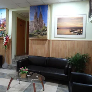 https://hostal-mont-thabor.catalonia-hotels.com