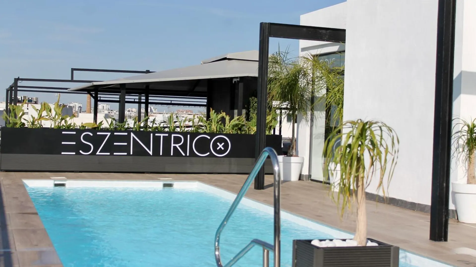 Ξενοδοχείο με διαμερίσματα Eszentrico Suites Jerez Χέρεζ